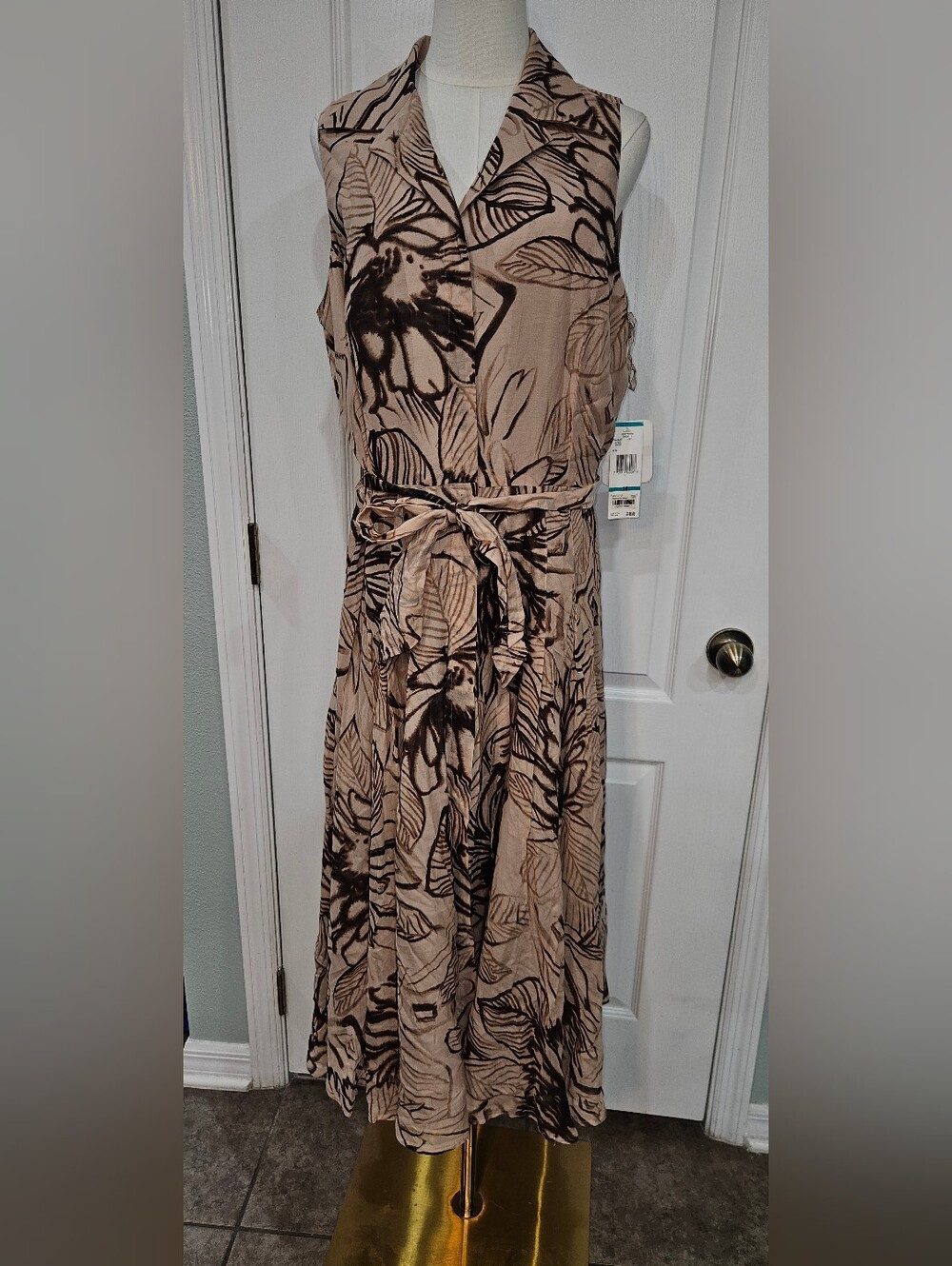 Jones New York Beige and Dark Brown Floral Tie-Waist Midi Dress